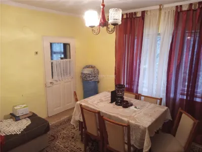 Oravita, Casa de Vacanta, PRET FIX, Zona Lacul Mare - foto 9