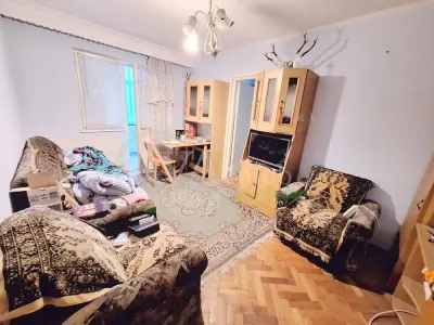 Apartament 2 camere , etaj 1,cu centrala, zona Narcisa - Bacau