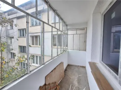 Apartament 3 camere decomandat, etaj 3, Orizont-Bacau - foto 3