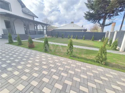 Casa noua Moderna , P+M, 5 camere, Hemeius – zona Primariei - foto 2
