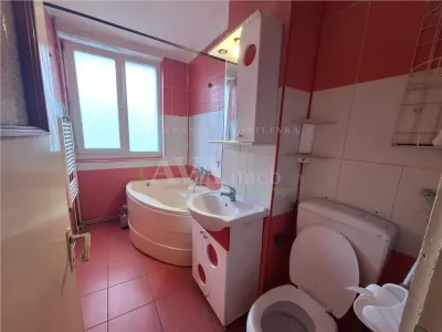 Apartamente 3 camere decomandat | Zona Orizont, Bacau - foto 7