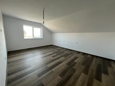Olosag, Vila P+1E, 194 Mp., Compartimentare  Moderna - foto 11