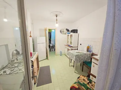 Apartament 3 decomandate, 2 bai, zona Republicii Bacau - foto 2
