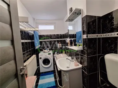 Apartament 2  camere decomandat , zona Mioritei - foto 7