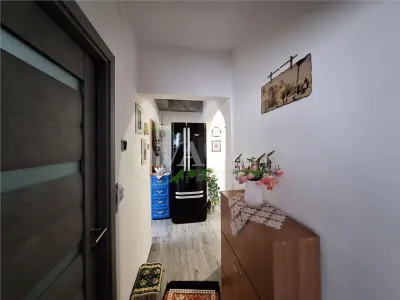 Apartament 2  camere decomandat , zona Mioritei - foto 8