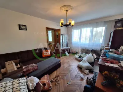Apartament 2 camere nedecomandat | Balcon - Zona Narcisa, Bacau - foto 2