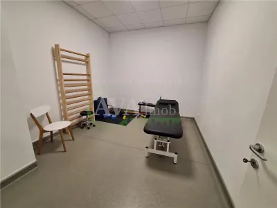 Spații moderne de închiriat – zona Tic Tac, etaj 1 - foto 4