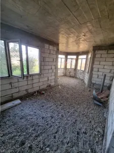 Casa -Vila si teren 1016mp in Nanov -Adamesti - foto 6