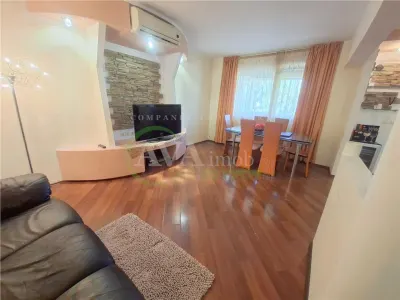 Apartamnet 3 decomandate, etaj 2, cu 2 bai, centrala, zona Ura - foto 11