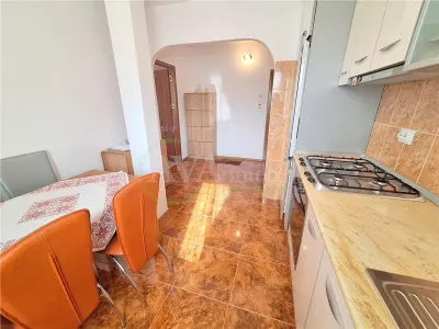Apartament 2 camere, etaj 2, semimobilat, zona Narcisa - foto 16