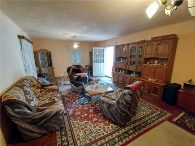 Rachitova, Casa 8 Incaperi, 3800mp Teren, Usor Negociabil - foto 16