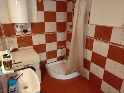 Oravita, Casa la Cheie, 7 Incaperi, Posibilitate Mansardare, Pret Negociabil - foto 24