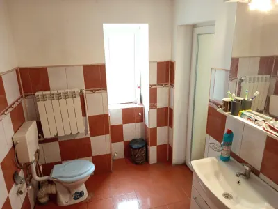 Oravita, Casa la Cheie, 7 Incaperi, Posibilitate Mansardare, Pret Negociabil - foto 25
