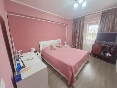 Apartament 3 camere, renovat, mobilat si utilat ,Bacau - foto 3