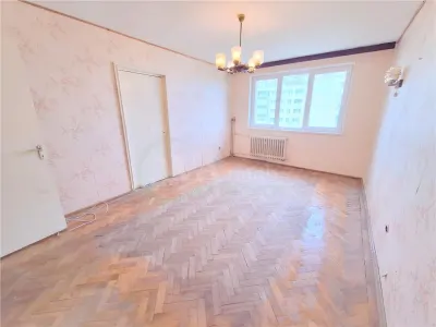 Apartament confort 1 cu balcon generos si multiple spatii de depozitare - foto 2