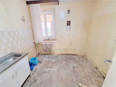 Apartament confort 1 cu balcon generos si multiple spatii de depozitare - foto 11