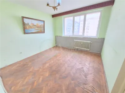 Apartament confort 1 cu balcon generos si multiple spatii de depozitare - foto 4