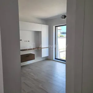 Vanzare Casa individuala - Vila - Prelungirea Ghencea - Margelelor - teren 300mp -  240000E - TVA inclus -  Comision 0! - foto 5