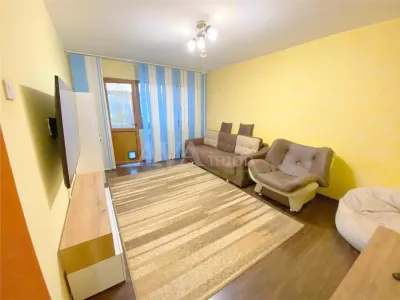 Apartament 3 camere decomandat,renovat, semimobilat, zona Alecu Russo - foto 2