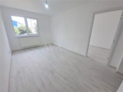 Apartament 3 camere, etaj 1, nemobilat, cu centrala, zona Bazinul de Inot - foto 10