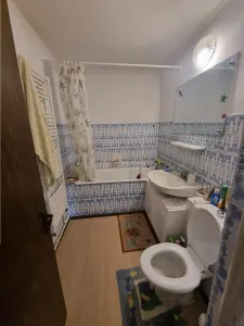 Apartament 3 cam renovat  et 3 din 4  zona F-uri - foto 12