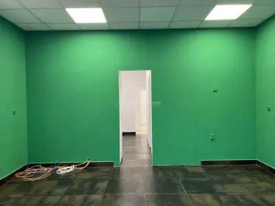 LUGOJ, DE INCHIRIAT – SPATIU COMERCIAL CENTRAL, 95 MP,  (LANGA POLITIE) - foto 12