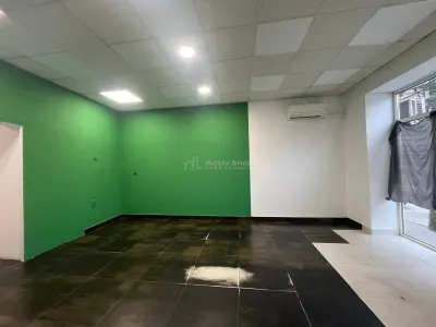 LUGOJ, DE INCHIRIAT – SPATIU COMERCIAL CENTRAL, 95 MP,  (LANGA POLITIE) - foto 13