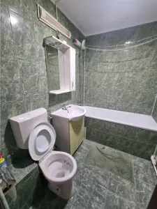 Apartament 2 cam decomandat renovat si mobilat zona 800 - foto 12