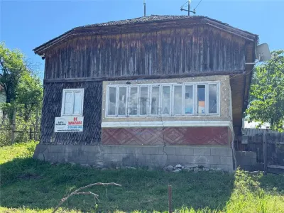 De vanzare 2 Case + Teren alaturat  in Haulisca, comasabile - foto 5