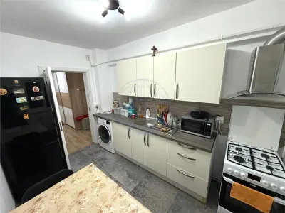 APARTAMENT 3 CAMERE, ETAJ 1, TEATRU - foto 11