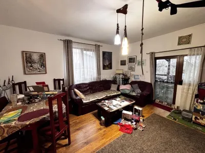 Casa cu grădina - Cartierul Nou - foto 2