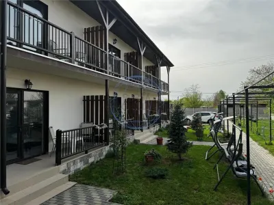 PENSIUNE COSTINESTI, DE VANZARE - foto 3