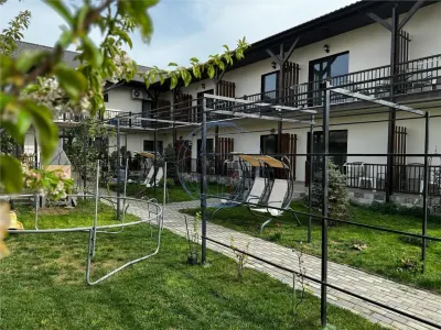 PENSIUNE COSTINESTI, DE VANZARE - foto 5