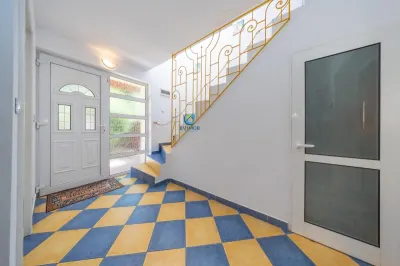 Vanzare casa imbratisata de natura in zona Bunloc, teren 445 mp - foto 13