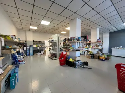 Lugoj, De Inchiriat – Spatiu Comercial, 194 Mp,  Zona Strand - foto 4