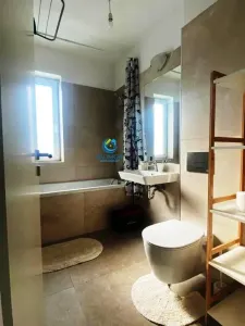 Inchiriem Apartament 2 Camere, Modern, Decomandat, Rasnov - foto 9