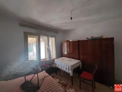 Casa cu teren de 3.500 mp in Santana! Ideal pentru proiect rezidential! - foto 11