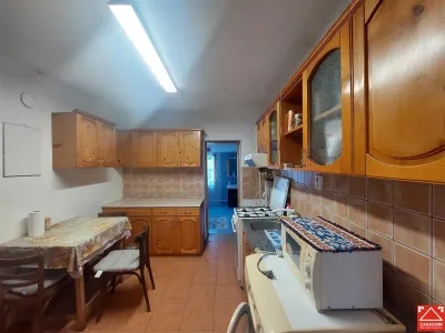 Casa cu teren de 3.500 mp in Santana! Ideal pentru proiect rezidential! - foto 6
