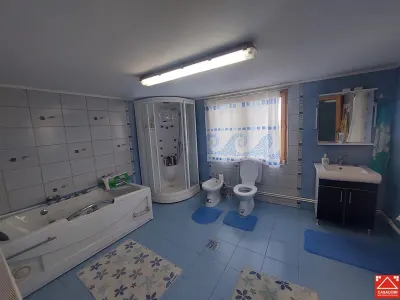 Casa cu teren de 3.500 mp in Santana! Ideal pentru proiect rezidential! - foto 7