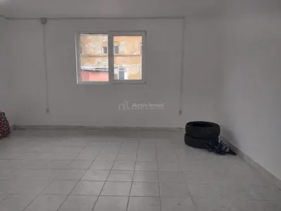 Oravita, Spatiu Comercial, Ultracentral, Usor Negociabil - foto 6