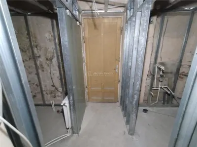 Oravita, Spatiu Com. (Apartament) 89MP, Zona Centrala, Pret Negociabil - foto 15