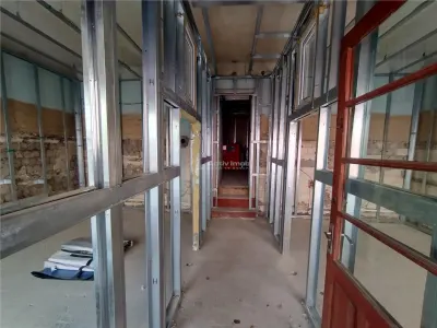 Oravita, Spatiu Com. (Apartament) 89MP, Zona Centrala, Pret Negociabil - foto 4