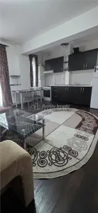 Apartament 2 camere de inchiriat Class Park cu balcon parter - foto 7
