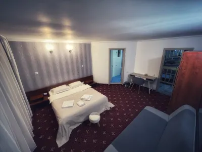 Pensiune 12 camere 4 margarete Predeal P+2E+M * - foto 2