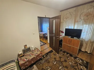 Resita, 2 Cam. Mobilat+Utilat, Et. 1, Micro 2 - foto 15