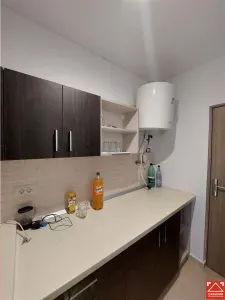 Casa mare, cu teren generos, pentru locuit sau afacere, in Santana - foto 13