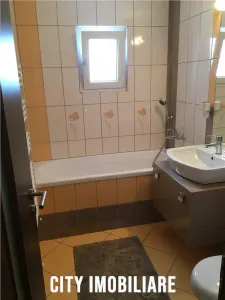 Apartament 3 camere, S- 65 mp, mobilat,  zona Iulius Mall. - foto 5