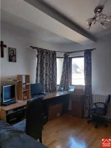 Casa spatioasa in Livada! - foto 11
