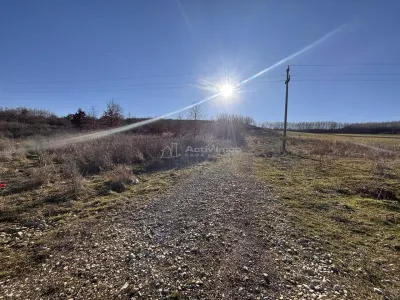 Teren Cordau langa viitorul lac de acumulare - foto 3