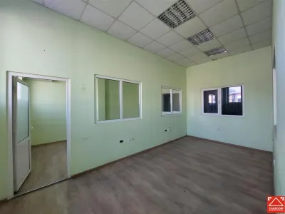 Hala industriala, cu acces din centura - foto 5